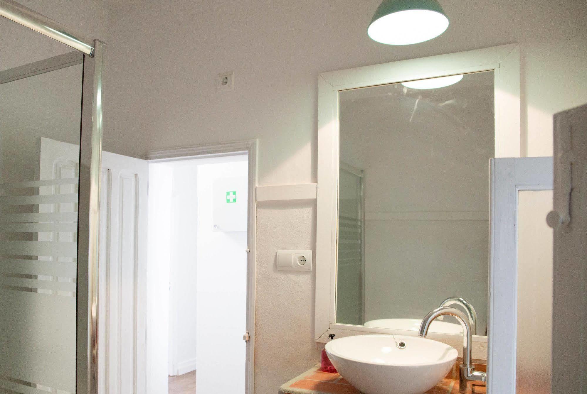 Guest House Ibiza سان أنطونيو المظهر الخارجي الصورة